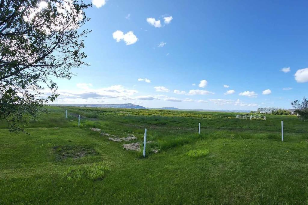 Sibbu Hus Villa Brjansstadir ภายนอก รูปภาพ